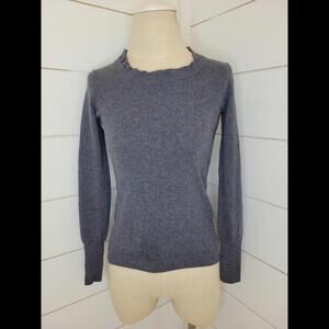 BANANA REPUBLIC XS grey italian yarn sweater with ruffle collar